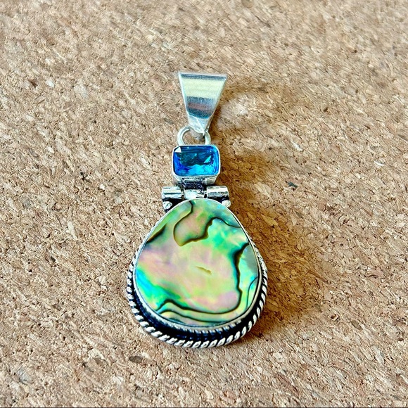 Abalone and Blue Quartz Pendant in 925 Silver - Picture 3 of 6